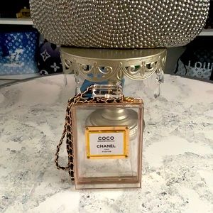 DIY clear  inspired novelty functional purse with strap.